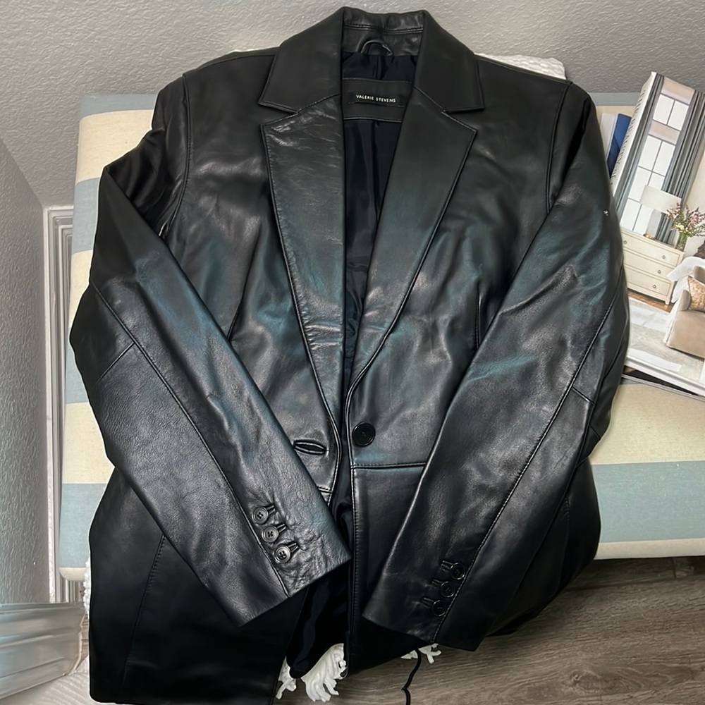 VALERIE STEVENS vintage 100% LEATHER Jacket